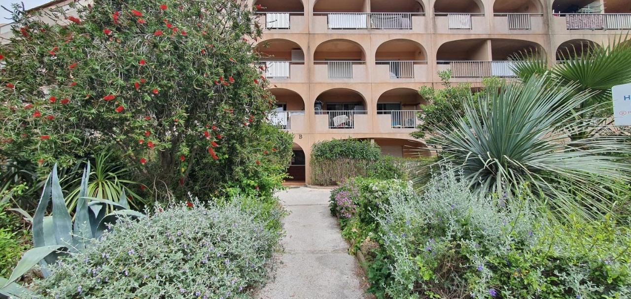Appartamento L'Étoile sous les Pins - La Loge Hyères Esterno foto